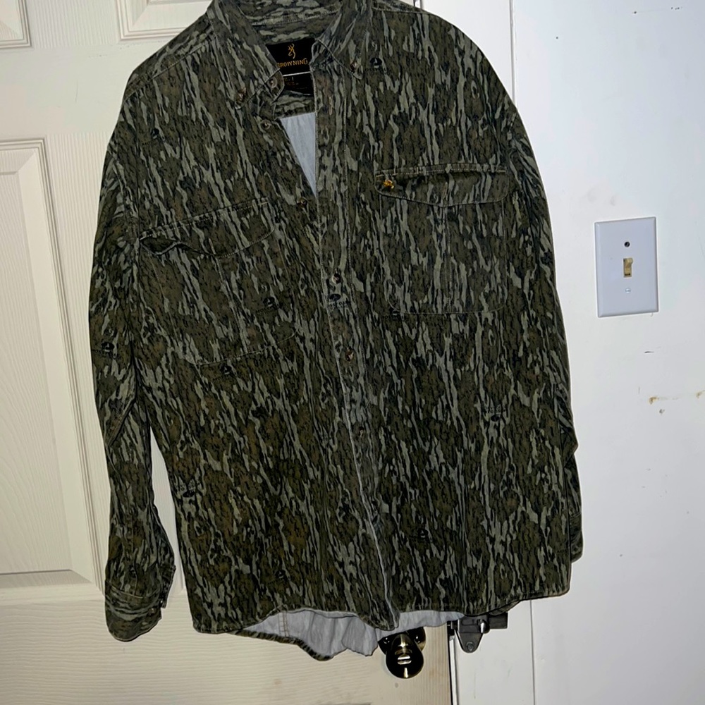 Mens Large camouflage button down